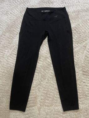 Arc'teryx Black Performance Leggings Size L